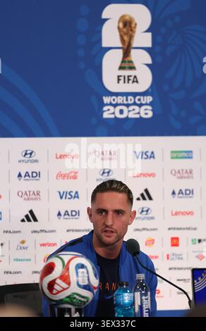New York, États-Unis. 29 juin 2026. Adrien Rabiot, Français, assiste à une conférence de presse lors de la Coupe du monde de la FIFA 2026 au New York New Jersey Stadium, États-Unis, le 29 juin 2026. Crédit : HU Xingyu/Xinhua/Alamy Live News Banque D'Images
