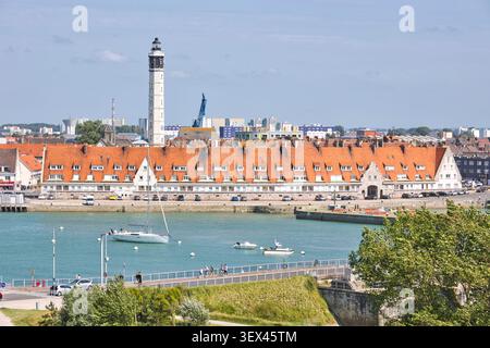 La marina (port de Calais), Hauts-de-France, France Banque D'Images