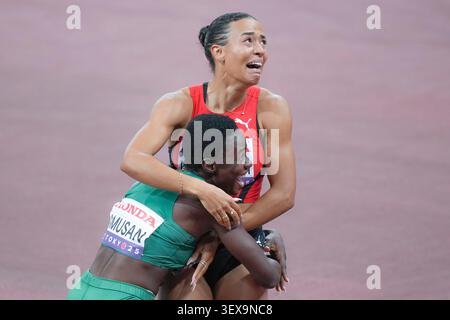 Ditaji Kambundji (Suisse, or), Tobi Amusan (Nigeria, argent). 100m haies finale. Championnats du monde d'athlétisme, Tokyo 2025. Banque D'Images