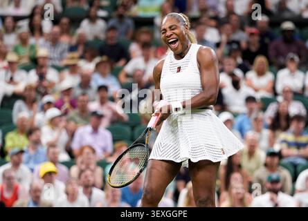 Serena Williams, des États-Unis, réagit lors de son match en simple féminin contre Maya joint, d'Australie, le deuxième jour des championnats de Wimbledon 2026 au All England Lawn Tennis and Croquet Club, à Londres. Date de la photo : mardi 30 juin 2026. Banque D'Images