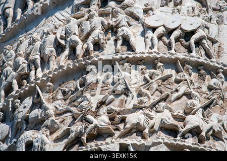 La colonne de Marc Aurèle, aussi souvent appelée la colonne de Marc Aurèle, représente les victoires du général sur un relief en spirale. Rome, Louisiane Banque D'Images