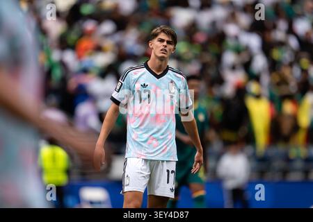 Seattle, États-Unis. 01 juillet 2026. L'attaquant belge Charles de Ketelaere #17 lors de la manche de la Coupe du monde de la FIFA 32 entre la Belgique et le Sénégal à Seattle, Washington, le 1er juillet 2026. Le gagnant passe à la ronde des 16. (Photo de Sandra Agbotse/Sipa USA) crédit : Sipa USA/Alamy Live News Banque D'Images