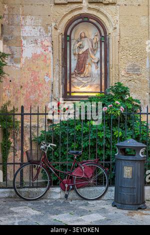 Sanctuaire de la rue Vierge Marie dans la vieille ville, Lecce, Pouilles, Italie Banque D'Images