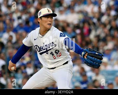 Los Angeles, United States. 04th July, 2026. Los Angeles Dodgers starting pitcher Yoshinobu Yamamoto winds up to deliver in the second inning against the San Diego Padres at Dodger Stadium in Los Angeles on Saturday, July 4, 2026. Photo by Jim Ruymen/UPI Credit: UPI/Alamy Live News Banque D'Images