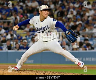 Los Angeles, United States. 04th July, 2026. Los Angeles Dodgers starting pitcher Yoshinobu Yamamoto winds up to deliver in the sixth inning against the San Diego Padres at Dodger Stadium in Los Angeles on Saturday, July 4, 2026. Photo by Jim Ruymen/UPI Credit: UPI/Alamy Live News Banque D'Images