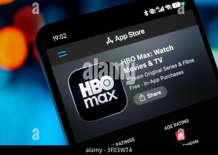 Canada. 05 juillet 2026. Dans cette illustration photo, le logo HBO Max est affiché sur l'écran d'un smartphone dans l'App Store d'Apple. (Photo de Thomas Fuller/SOPA images/SIPA USA) *** strictement à des fins éditoriales *** crédit : SIPA USA/Alamy Live News Banque D'Images