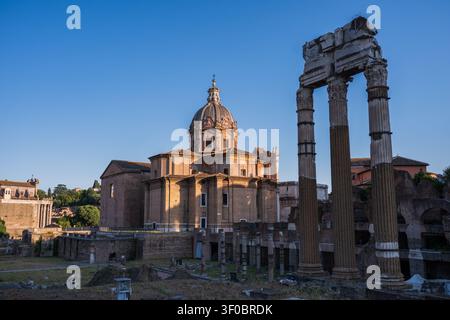 Église Santi Luca e Martina du XVIIe siècle à Rome, Italie Banque D'Images