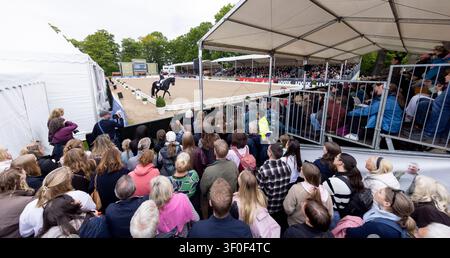Derby allemand de saut d'obstacles et de dressage 2026 le 17.05.26 à Hambourg, Vue d'ensemble, Arène de dressage Banque D'Images