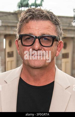 ABB/BURDA- Hans Sigl invité au Felix Burda Award à la KAXICA au Porte de Brandebourg le 21.06.2026 à Berlin Berlin Allemagne *** ABB BURDA s Hans Sigl assiste au Felix Burda Award à la KAXICA au Porte de Brandebourg le 21 juin 2026 à Berlin, Allemagne Banque D'Images