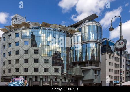 La maison Haas est un bâtiment moderne à Vienne, en Autriche, conçu par l'architecte autrichien Hans Hollein Banque D'Images