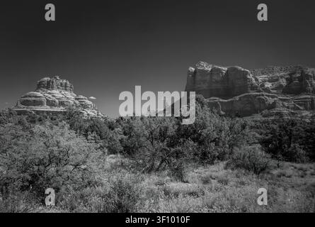 Noir et blanc du comté de Red Rock près de Sedona, Arizona, États-Unis Banque D'Images