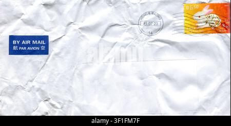 Ancienne enveloppe qui a été expédiée de Hong Kong à Gomel, Biélorussie, le 18 juillet 2023. Banque D'Images