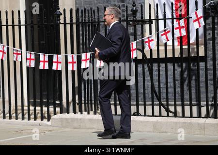 Londres, Royaume-Uni. 15 juillet 2026. Le Premier ministre britannique Sir Keir Starmer quitte le 10 Downing Street pour assister à ce qui sera sa dernière séance de questions au Premier ministre (PMQ) au Parlement. Credit: Uwe Deffner/Alamy Live News Banque D'Images