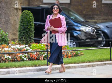 Londres, Royaume-Uni. 15 juillet 2026. Secrétaire d'État à l'Intérieur, Shabana Mahmood, à Downing Street pour le dernier Cabinet présidé par Keir Starmer. Credit : Karl Black/Alamy Live News Banque D'Images