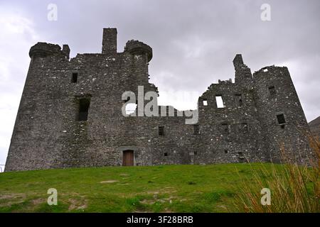Ruines du château de Kilchurn Écosse Royaume-Uni mai Banque D'Images