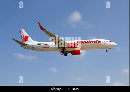 22 mars 2018, Phuket, Thaïlande : Un Boeing 737-900ER de Malindo Air atterrissant à l'aéroport de Phuket..Malindo Air (rebrandée Batik Air Malaysia en 2022) est une compagnie aérienne malaisienne faisant partie du groupe indonésien Lion Air. (Crédit image : © Fabrizio Gandolfo/SOPA Images via ZUMA Press Wire) USAGE ÉDITORIAL UNIQUEMENT ! Pas pour un USAGE COMMERCIAL ! Banque D'Images