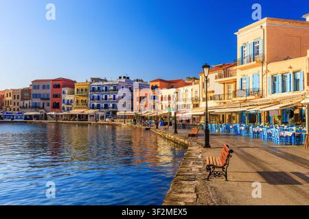 Île de Crète, Grèce. Vieux port vénitien de la Canée. Banque D'Images