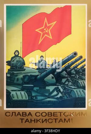 « Gloire aux soldats chars soviétiques ! », URSS, 1986 — Affiches des forces blindées soviétiques des années 1980, char soviétique Banque D'Images
