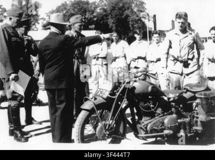 Frivilliga Motorcykelklubben (FMCK) propose une formation de moto, en mettant l'accent sur la certification A 6. Banque D'Images