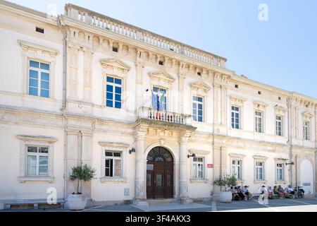 Piran, Slovénie. 26 mai 2026. Vue extérieure du bâtiment du tribunal de district dans le centre-ville Banque D'Images