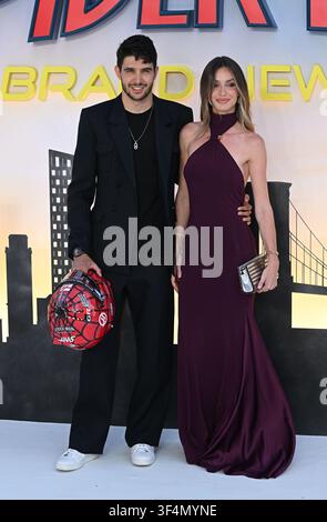 Esteban Ocon (à gauche) et Flavy Barla arrivent pour la première britannique de Spider-Man Brand New Day à l'Odeon Luxe, Leicester Square, dans le centre de Londres. Date de la photo : mercredi 29 juillet 2026. Banque D'Images