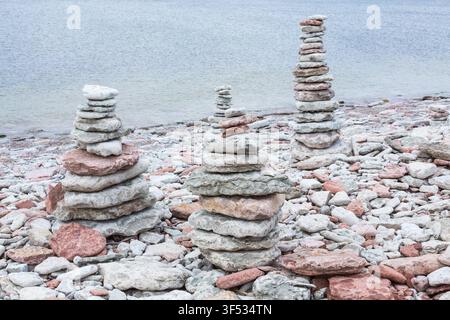 Cairn de pierre à la plage Banque D'Images