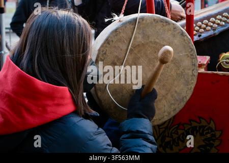 Tromperie traditionnelle pour la danse du lion (New York, New York, États-Unis) Banque D'Images