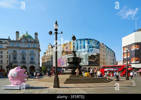 Piccadilly Circus, Londres, Royaume-Uni, début août 2026 Banque D'Images