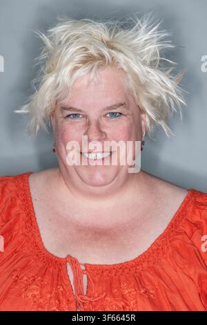 Portrait avec flash annulaire de l'écrivaine américaine Annie Gauger Banque D'Images