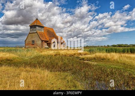 Église Saint-Thomas Becket dans les marais de Romney, Kent, Angleterre, Royaume-Uni Banque D'Images