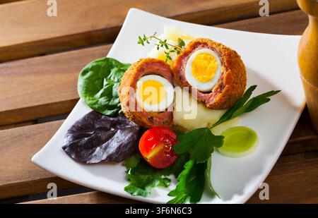 Œufs de Scotch provenant d'œufs de caille Banque D'Images