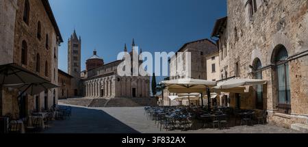 La cathédrale de San Cerbone (Duomo di Massa Marittima), le bâtiment sacré le plus important de la ville toscane de Massa Marittima en Italie. Banque D'Images