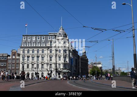 Amsterdam, Pays-Bas – 19 mai 2025 : l’hôtel Victoria à Amsterdam Banque D'Images