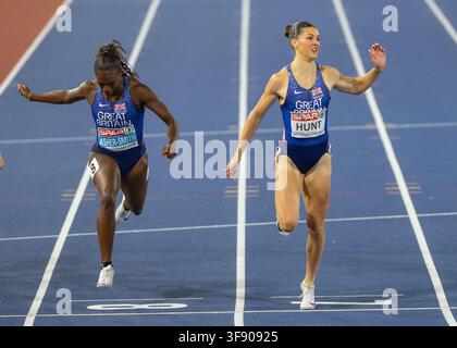 Dina ASHER-SMITH (200m Femmes) et Amy HUNT (200m Femmes) de Grande-Bretagne et d'Irlande du Nord en action pendant la demi-finale du 200m des Championnats d'Europe d'athlétisme Birmingham 2026 à l'Alexander Stadium, Birmingham, Angleterre. Crédit Photo : Mark Dunn Photography. Banque D'Images
