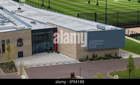 Liverpool, Royaume-Uni - 16 mai 2026 : Vue aérienne du centre de formation AXA à Liverpool, présentant une architecture moderne en brique, le Liverpool Footb Banque D'Images