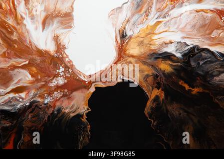 Œuvre d'art original en acrylique déversé montrant des motifs abstraits fluides, qui peuvent être utilisés dans divers endroits. Banque D'Images