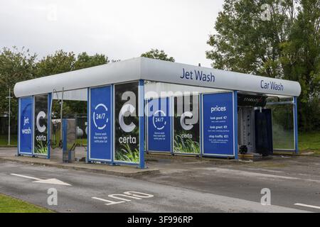 Lavage auto ou jet wash en libre-service Certa à la station-service Certa de DCC Plc, paiement à la pompe, nouveau réseau et installation à DeerPark Killarney Coun Banque D'Images
