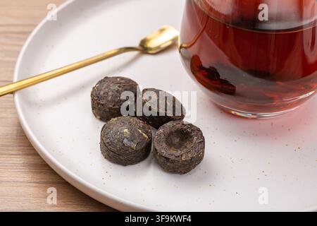 Ingrédient de boisson de thé fermenté Pu Erh Mini Tuocha Banque D'Images