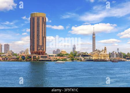 Vue sur le centre-ville du Caire, le nil et les gratte-ciel, Egypte Banque D'Images