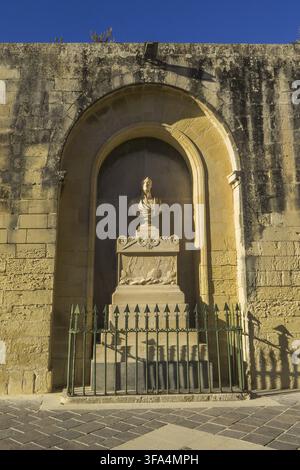 Malte ? Valletta, monument en l'honneur du vice-amiral Sir Henry Hotham dans les Lower Barrakka Gardens Banque D'Images