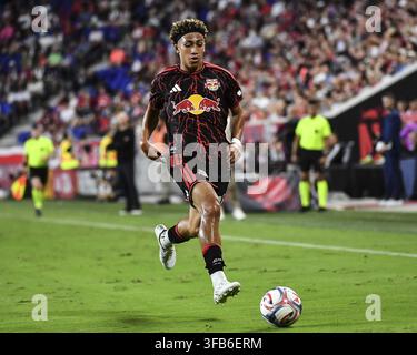 Harrison, États-Unis. 22 août 2026. Julian Hall (Red Bull New York) lors du match de Major League Soccer entre Red Bull New York et Chicago Fire FC au Sports Illustrated Stadium le 22 août 2026 à Harrison, NJ, États-Unis. Credit : SPP Sport Press Photo. /Alamy Live News Banque D'Images