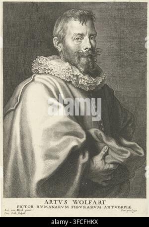 Portrait du peintre Artus Wolfaerts, estampe, graveur : Cornelis Galle (I), Pays-Bas méridionaux, d'après une peinture d'Anthony van Dyck, c. 1616 - c. 1641, inconnu, fournisseur de privilège, papier, gravure, gravure, hauteur 248 mm x largeur 168 mm, Personne, Artus Wolfaerts, portrait, autoportrait du peintre., Un portrait gravé monochrome d'un homme montré de la taille vers le haut, légèrement tourné sur le côté et regardant vers le spectateur ; il a des cheveux courts et ondulés, une barbe fournie avec une moustache bouclée et une expression contemplative. Il porte une cape ou une robe volumineuse avec un col fortement texturé et à volants Banque D'Images