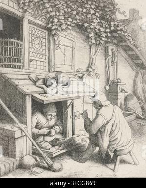 Chaussetier dans une boutique devant sa maison et un client, Le chaussetier, estampe, Un chaussetier est assis dans une petite boutique devant sa maison, un client attend assis sur un tabouret pour la réparation d'une chaussure. Sur le toit bas de la boutique se trouve un chien endormi., graveur : Adriaen van Ostade, Haarlem, 1671, papier, gravure, hauteur 188 mm x largeur 148 mm, chaussetier, cordonnier., Une scène détaillée au stylo et à l'encre montre une zone de porte rustique avec une corniche en bois et une fenêtre ouverte comportant des vitres à motifs losangés. Une personne est allongée endormie sur la corniche, la tête reposant sur les bras croisés, tandis qu'en dessous une autre personne est assise Banque D'Images