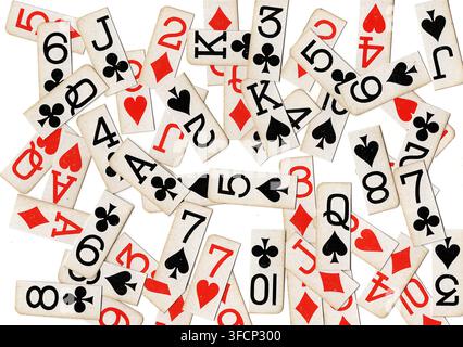 Coins de cartes à jouer vintage isolés sur un fond blanc. Banque D'Images