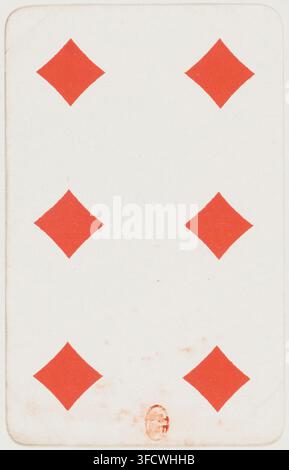 Une gravure de 1900 d'une carte à jouer finnoise, présentant six symboles de carreaux rouges disposés en deux rangées de trois, tirée de l'ensemble Pergament Spelkort, une collection de cartes à jouer finnoises. Banque D'Images