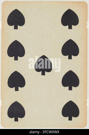 Une gravure de 1900 d'une carte à jouer du set Great Mogul Playing cards, créée par Bisson-Jacquet, représentant neuf symboles de piques noirs disposés en trois rangées de trois. Banque D'Images