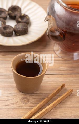 Ingrédient de boisson de thé fermenté Pu Erh Mini Tuocha Banque D'Images