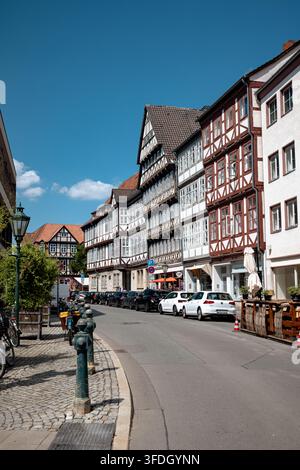 Des bâtiments traditionnels en bois, des façades historiques et des rues pavées caractérisent la vieille ville de Hanovre. Banque D'Images