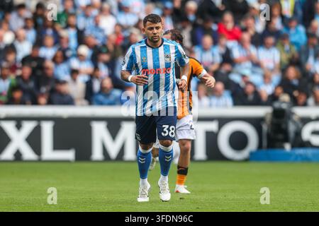 Gustavo Hamer de Coventry City lors du match de Premier League Coventry City contre Hull City à la Coventry Building Society Arena, Coventry, Angleterre le 29 août 2026 Crédit : Richard Bierton/Every Second Media Banque D'Images
