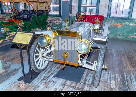 Un véhicule moteur Ford vintage à l'usine Ford Piquette Avenue, un musée et ancienne usine automobile située à Milwaukee Junction, Detroit. Banque D'Images